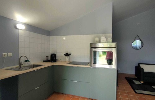 Villiers-le-Roux House | Homerez - House Villiers-le-Roux