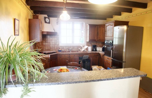 Boudou House | Homerez - House in Moissac, shared pool