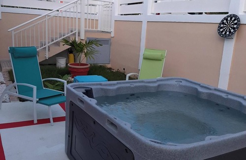 Petit-Canal House | Homerez - House Petit-Canal, sea view.