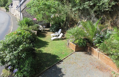 Ploezal House | Homerez - House Ploëzal with garden