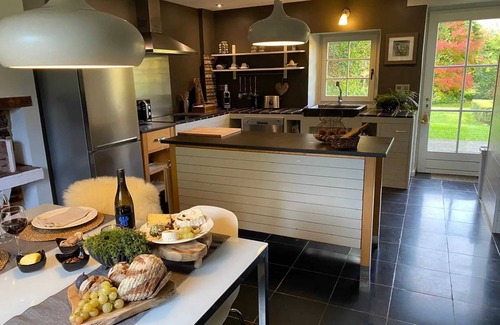 Burdinne Villa | Homerez - Ideal Villa in Burdinne with private pool