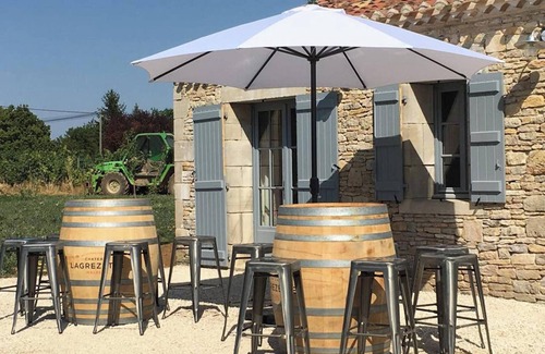 Cahors Villa | Homerez - Luxurious Villa in Cahors with Private Pool