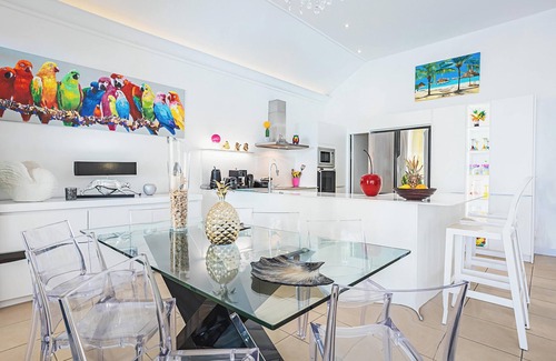 Saint-Francois Villa | Homerez - Luxury Villa with Pool - Saint-François