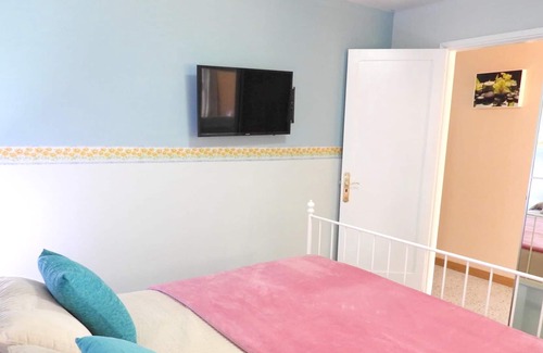 Playa de Arinaga House | Homerez - Nice house for 6 ppl. with balcony at Arinaga