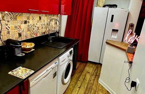 Sainte-Anne Apartment | Homerez - Sainte-Anne apartment sea view