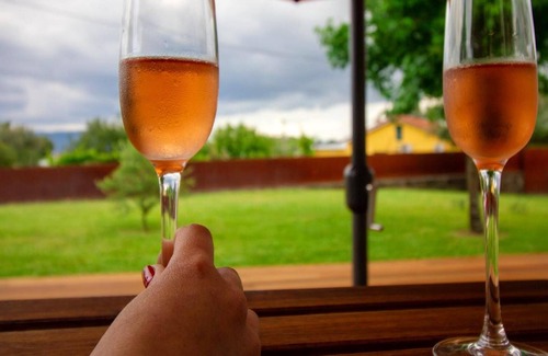 Vila Verde House | Homerez - Spacious house for 6 ppl. with garden, terrace and balcony at Gondiães