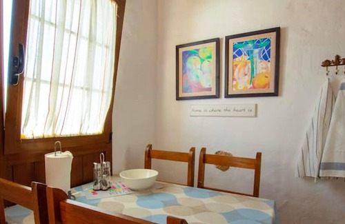 Antigua Villa | Homerez - Spacious villa 12 km away from the beach for 4 ppl. with swimming-pool