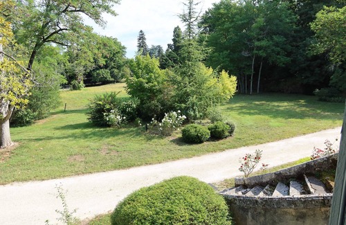 La Croix-Blanche Villa | Homerez - Villa in La Croix-Blanche