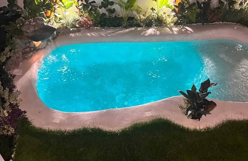 Charneca de Caparica e Sobreda Villa | Homerez - Villa in Charneca de Caparica