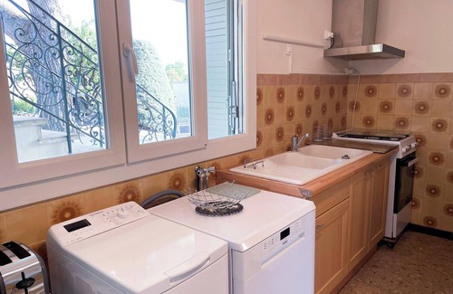 Sablet Villa | Homerez - Villa in Sablet + Private Pool