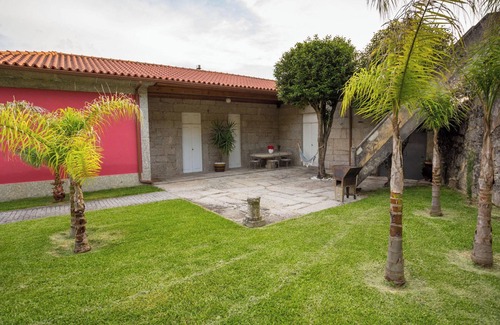 Guilhofrei Villa | Homerez - Villa in Sobradelo da Goma