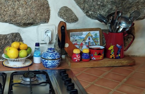 Penafiel Villa | Homerez - Welcoming villa near Penafiel with pool