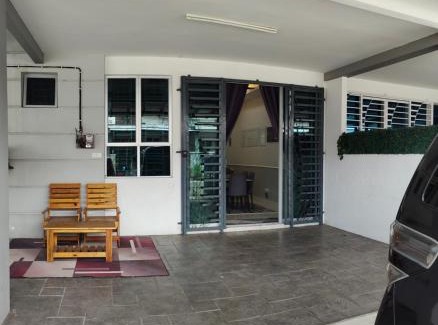 Pokok Sena District House | Homestay Ar-Rayyan