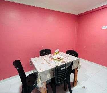 Kampung Bintong House | Homestay Bunga Seroja