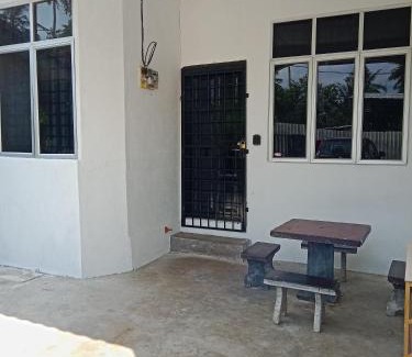 Paka House | Homestay Casa Mutiara