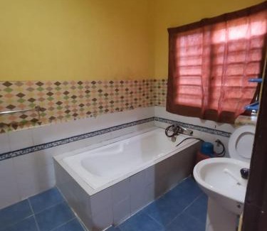 Lubok Buaya Cabin | Homestay Cenang Village Langkawi