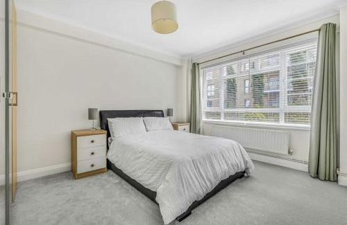 Thamesfield House | Homestay in city of London - Putney