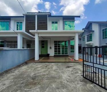 Kuala Terengganu House | homestay kubang ikan chendering 5minit ke pantai