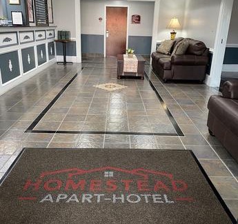 Pleasantville Hotel | Homestead Lodge Apart-Hotel