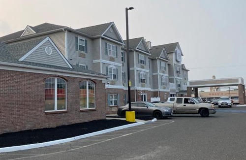 Pleasantville Hotel | Homestead Lodge Apart Hotel