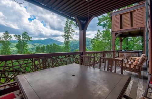 Banner Elk House | Homestead Lodge at Eagles Nest
