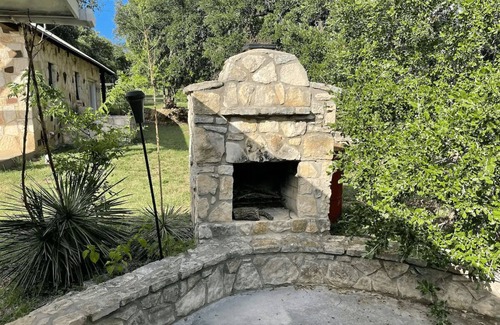 Bandera House | Homestead on Main St! Bandera America!