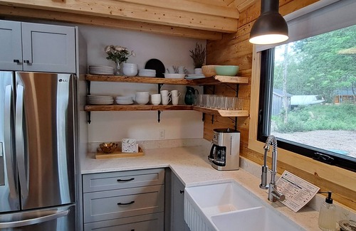 Antigonish County House | Homesteader Lodge - Lochaber Lake Lodges