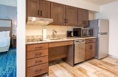 Myrtle Beach Hotel | Homewood Suites by Hilton Myrtle Beach Coastal Grand Mall