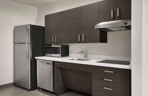 Springfield Hotel | Homewood Suites by Hilton Springfield Medical District