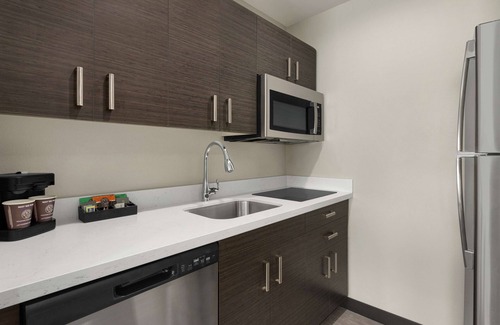 Springfield Hotel | Homewood Suites by Hilton Springfield Medical District