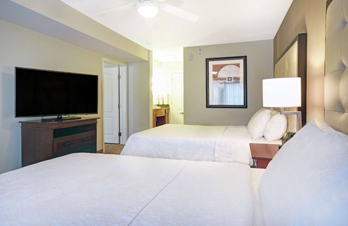 Gateway Hotel | Homewood Suites by Hilton Denver Int'l Airport