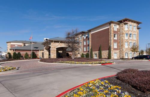 Denton Hotel | Homewood Suites by Hilton Denton