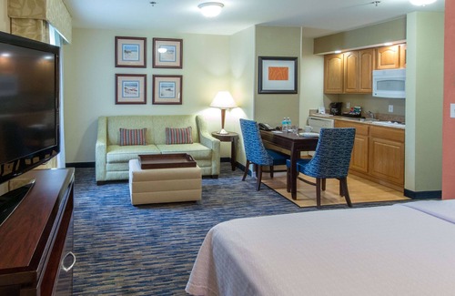Sarasota Hotel | Homewood Suites by Hilton Sarasota