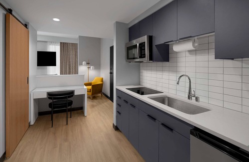 South Arlington Hotel | Homewood Suites By Hilton Grand Prairie At Epiccentral