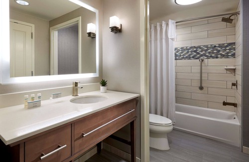 North Redondo Hotel | Homewood Suites by Hilton Los Angeles Redondo Beach