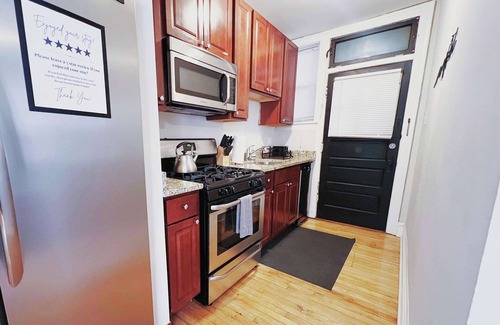 Ravenswood Apartment | Homey 1BR Space Apartment