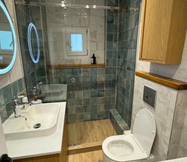 Thessaloniki Apartment | Homey luxury 2 bedroom apartment