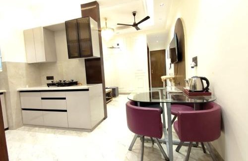 Indirapuram Apartment | Homlee-Diamond 2BHK Lift-Parking-Max Vaishali