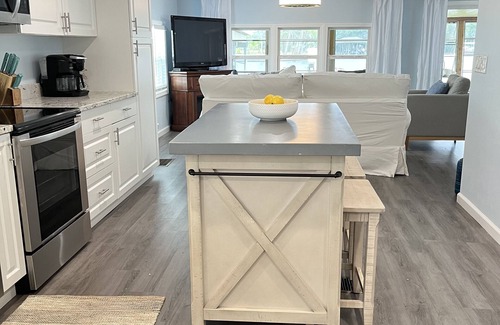 Homosassa House | Homosassa River home, Springs & Gulf Access. Dec-Feb monthly & weekly rates