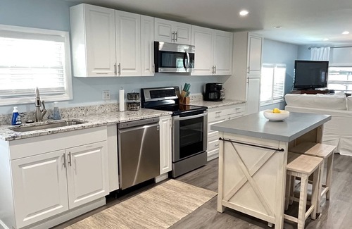 Homosassa House | Homosassa River home, Springs & Gulf Access. Dec-Feb monthly & weekly rates