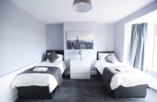 Southampton Apartment | Honest Hospital House 1