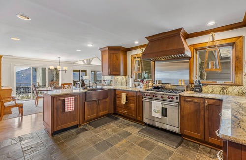 Cashiers House | Honey Bear Ridge - Exceptional Views in Continental Cliffs, all on one level!