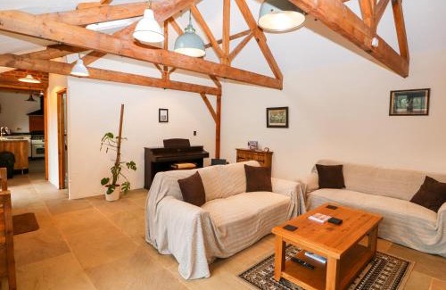 Fulmodeston House | Honey Buzzard Barn