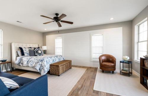 China Spring House | Honey Farms