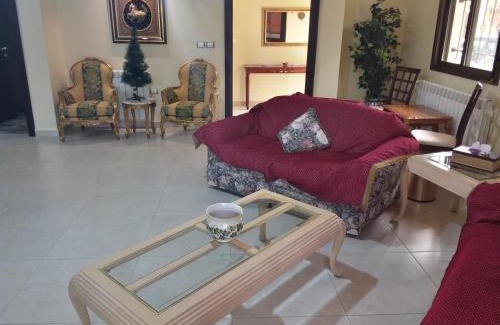 Jezzine House | Honey Guesthouse