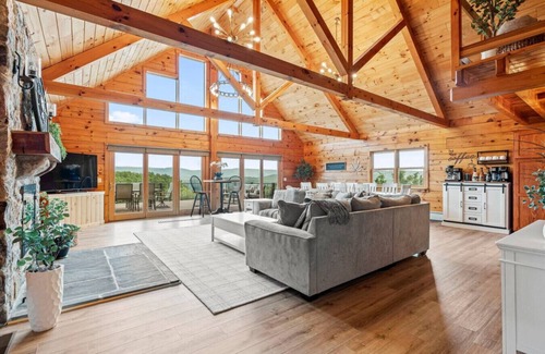 Mattawana Cabin | Honeygrove Hideaway