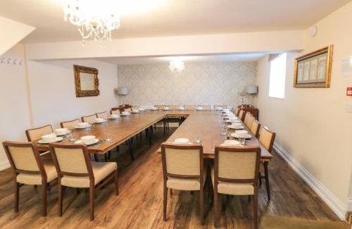 Reighton House | Honeysuckle