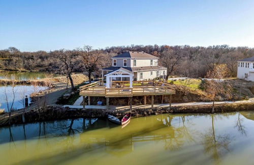 Chico House | Hook, Hike & Hang Trails + Fishing Ready