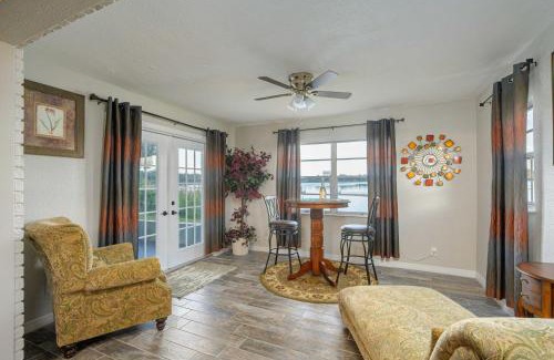 Winter Haven House | Hook, Line and Leisure Lakefront Gem with Porch!