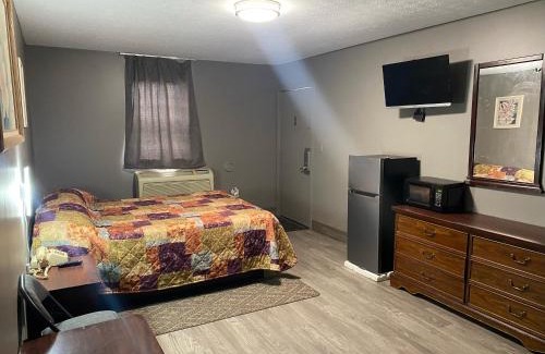 Jeffersonville Hotel | Hoosier Travel Lodge